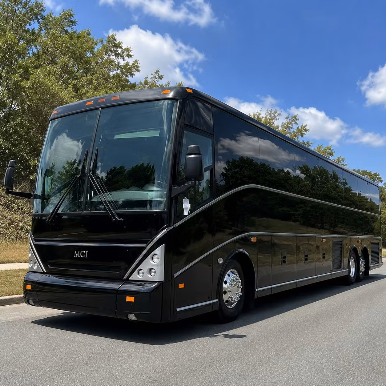 conference and convention shuttle bus rentals in lynchburg