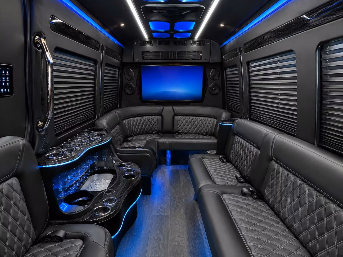 pre prom dinner shuttles and late night pickup services in lynchburg